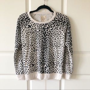 Chaser Black and White Leopard Print sweater Top